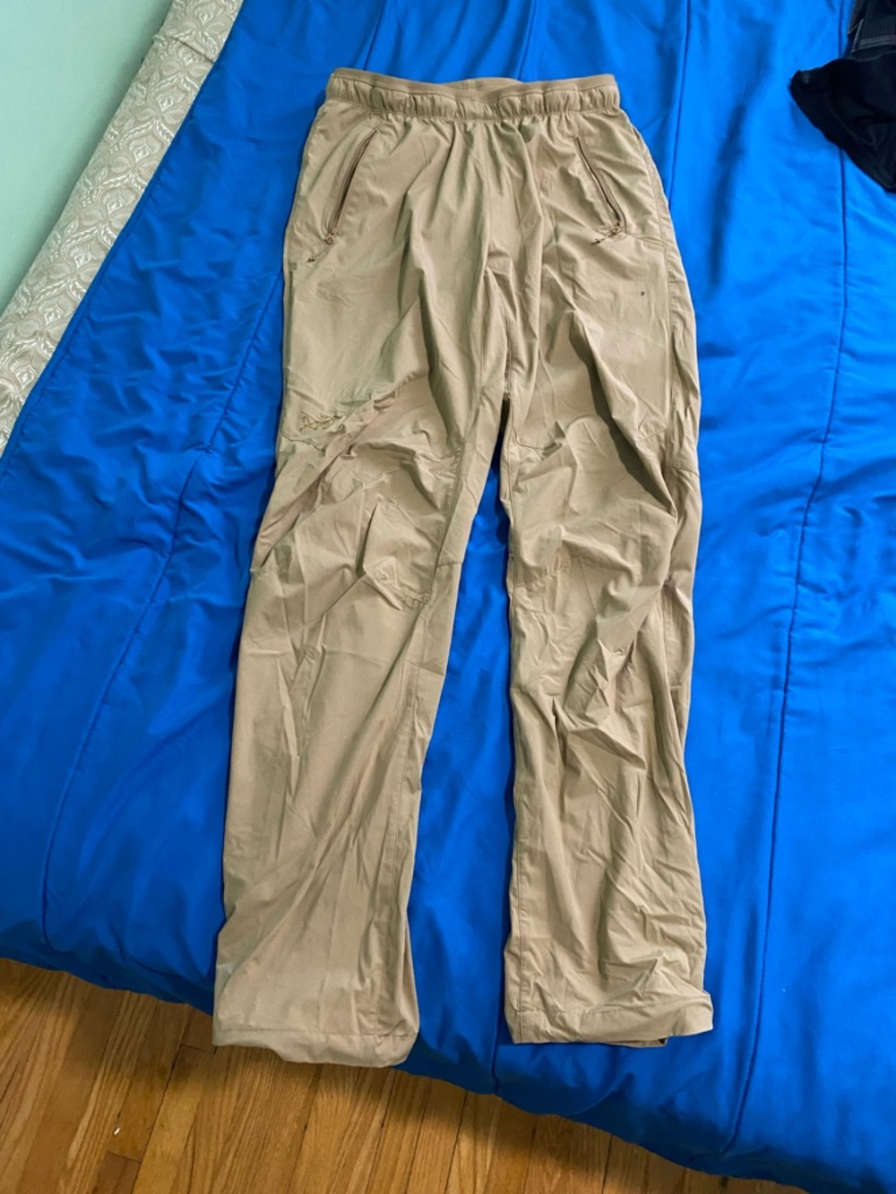 Arc'teryx Men's Tan Stretch Chinos